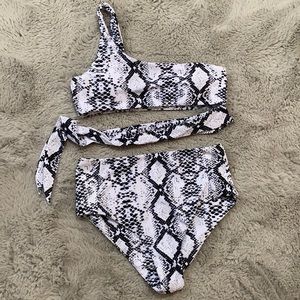 Brand new bathing suit